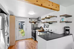 8130 SE Yamhill St, Portland, OR 97215 - Photo 6