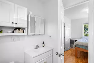 8130 SE Yamhill St, Portland, OR 97215 - Photo 14