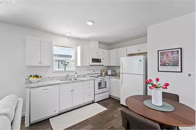 1085 W 1st Ave #K, Junction City, OR 97448 - Photo 8