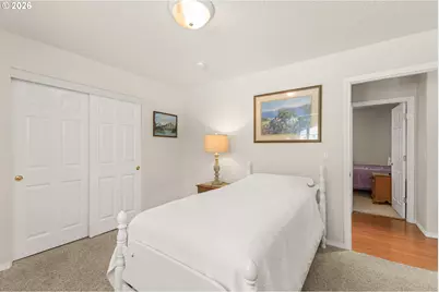 2660 SW Hume Ct, Portland, OR 97219 - Photo 18