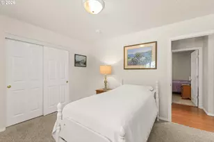 2660 SW Hume Ct, Portland, OR 97219 - Photo 18