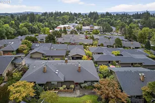 45 Condolea Ct, Lake Oswego, OR 97035 - Photo 32