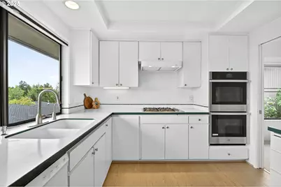 45 Condolea Ct, Lake Oswego, OR 97035 - Photo 12