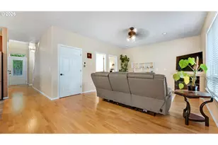 18283 Davis St, Sandy, OR 97055 - Photo 16