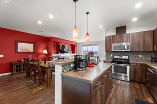 7906 NE Miriam Way, Hillsboro, OR 97006 - Photo 4