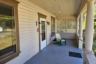 625 Seventh St, Fossil, OR 97830 - Photo 2