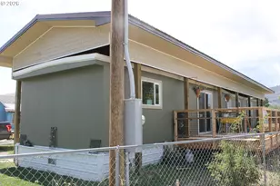2637 14th St, Baker City, OR 97814 - Photo 14