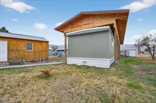 2637 14th St, Baker City, OR 97814 - Photo 18