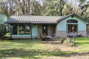 475 Thomas (+471) Rd, Sutherlin, OR 97479 - Photo 2