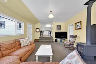 84816 Cloverdale Rd, Creswell, OR 97426 - Photo 14