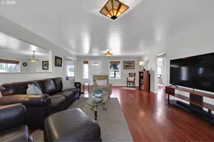 84816 Cloverdale Rd, Creswell, OR 97426 - Photo 8