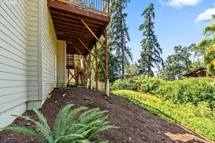 7260 Glacier Dr, Springfield, OR 97478 - Photo 36