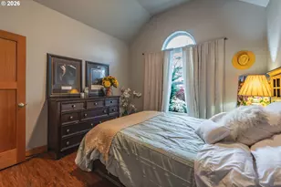 1749 22nd St, Hood River, OR 97031 - Photo 10