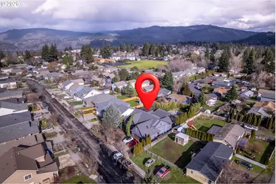 1749 22nd St, Hood River, OR 97031 - Photo 40