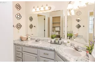 16121 NE San Rafael St, Portland, OR 97230 - Photo 22