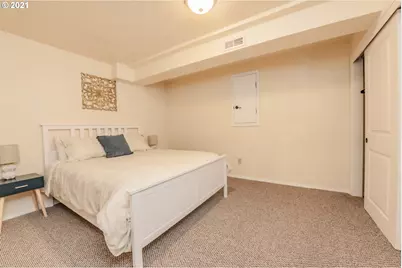 16121 NE San Rafael St, Portland, OR 97230 - Photo 20