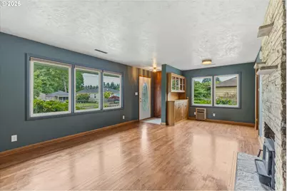 716 Woodard Ave, Castle Rock, WA 98611 - Photo 6