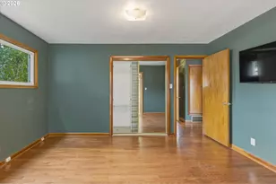 716 Woodard Ave, Castle Rock, WA 98611 - Photo 12
