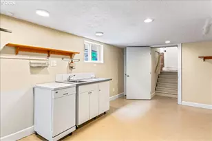 1211 SE 37th Ave, Portland, OR 97214 - Photo 30