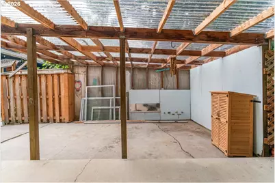 1211 SE 37th Ave, Portland, OR 97214 - Photo 42