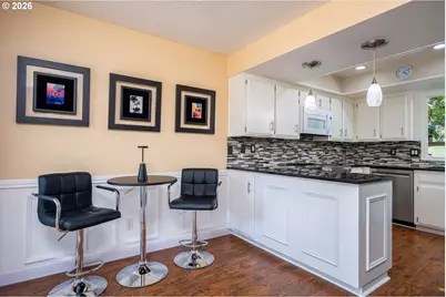 32455 SW Lake Point Ct, Wilsonville, OR 97070 - Photo 6