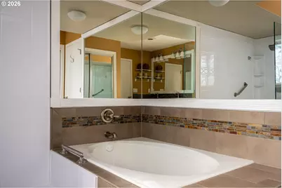 32455 SW Lake Point Ct, Wilsonville, OR 97070 - Photo 28