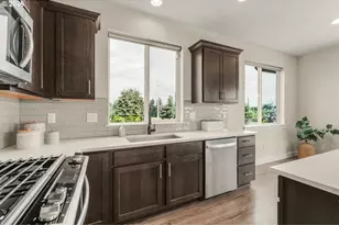 2508 NW 19th Cir, Battle Ground, WA 98604 - Photo 12