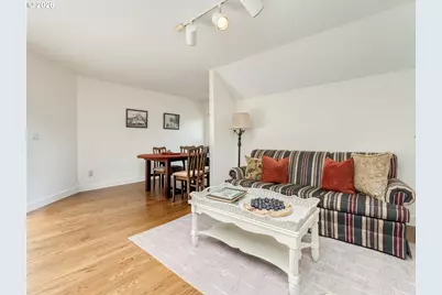 14030 Edenberry Ct, Lake Oswego, OR 97035 - Photo 26