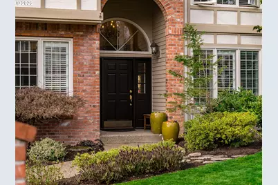 14030 Edenberry Ct, Lake Oswego, OR 97035 - Photo 2