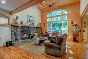 24727 E McKenzie Valley Ct, Welches, OR 97067 - Photo 8