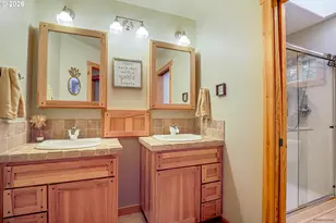 24727 E McKenzie Valley Ct, Welches, OR 97067 - Photo 34