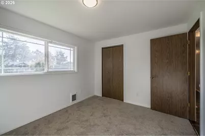 950 1st St NE, Bandon, OR 97411 - Photo 26