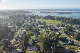 950 1st St NE, Bandon, OR 97411 - Photo 42