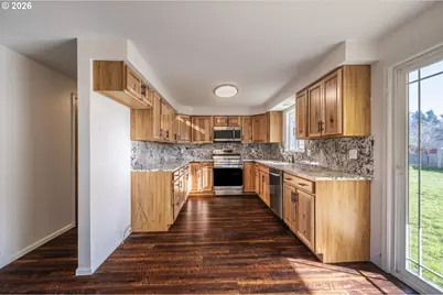 950 1st St NE, Bandon, OR 97411 - Photo 16