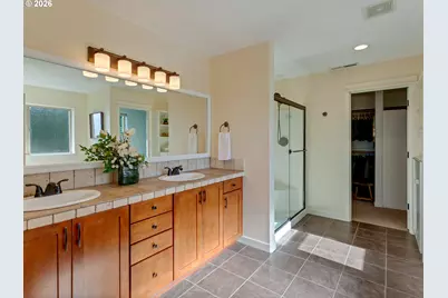 9801 SE Nicholas Dr, Happy Valley, OR 97086 - Photo 30