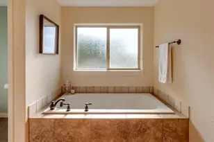 9801 SE Nicholas Dr, Happy Valley, OR 97086 - Photo 34