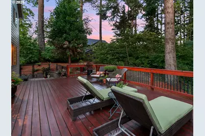 9801 SE Nicholas Dr, Happy Valley, OR 97086 - Photo 4