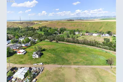2121 Walnut St, Milton-Freewater, OR 97862 - Photo 10