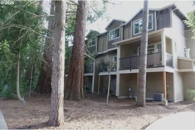 188 NE 79th Ave, Hillsboro, OR 97006 - Photo 12