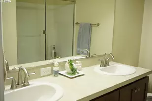 188 NE 79th Ave, Hillsboro, OR 97006 - Photo 8