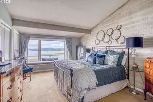 30 Bluffs Ct, Gleneden Beach, OR 97388 - Photo 26