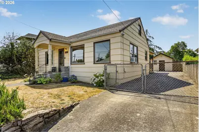 6128 SE Center St, Portland, OR 97206 - Photo 4