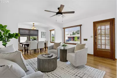 6128 SE Center St, Portland, OR 97206 - Photo 8