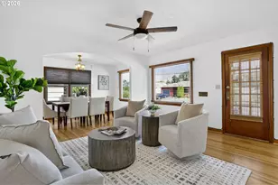 6128 SE Center St, Portland, OR 97206 - Photo 8