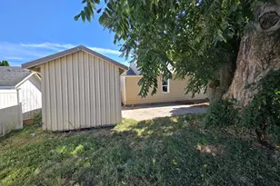 607 S 6th Ave, Kelso, WA 98626 - Photo 8