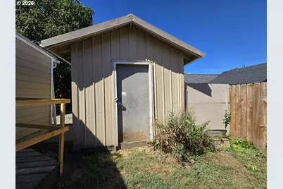 607 S 6th Ave, Kelso, WA 98626 - Photo 6