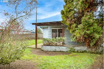 1566 Maywood Ave, Eugene, OR 97404 - Photo 32