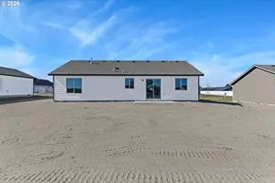 149 SW Eagle Dr, Boardman, OR 97818 - Photo 4