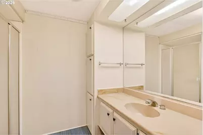 17188 SW Eldorado Dr #111, Portland, OR 97224 - Photo 14
