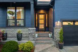 108 W 16th St, La Center, WA 98629 - Photo 2
